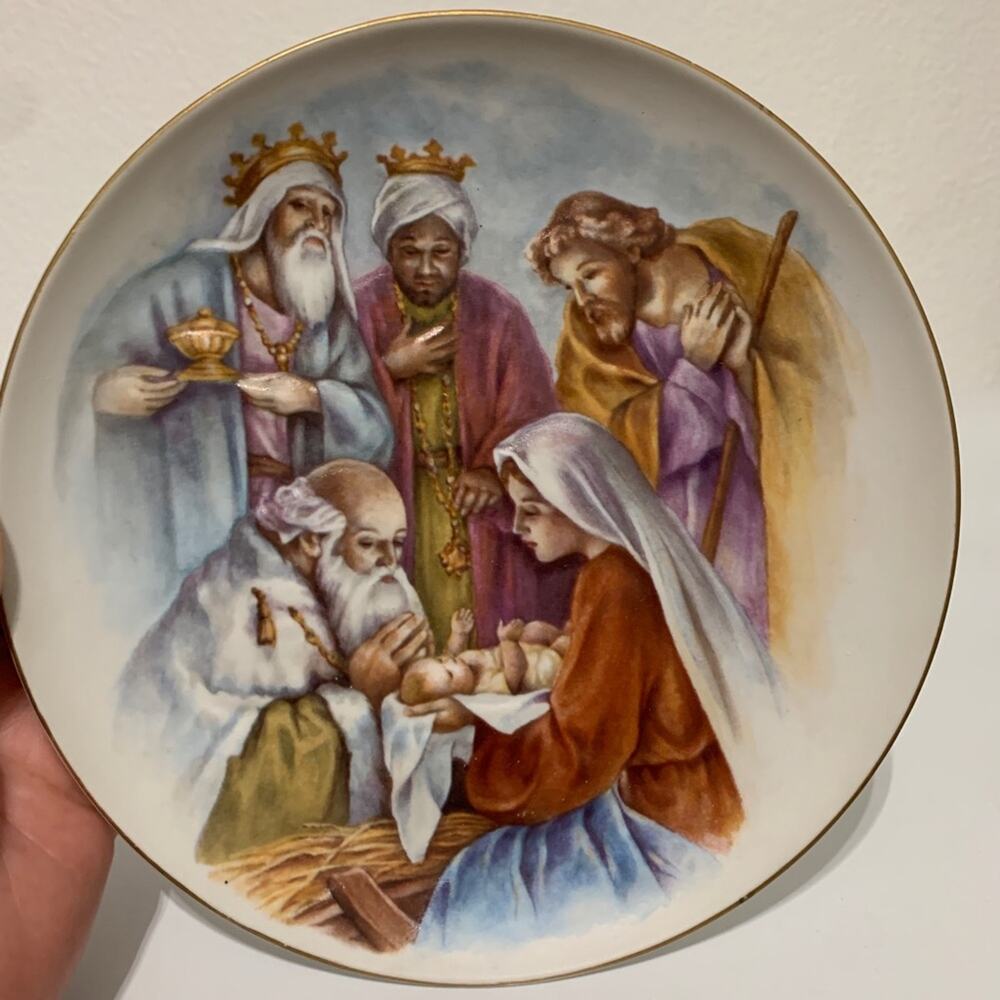 Vintage Nativity Plate In Raised 3-D
